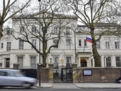 Лондон слезно простился с российскими дипломатами