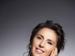 Pregnant Jamala released an  unearthly  lyric composition about wings