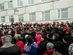 Губернатор Подмосковья получил по голове