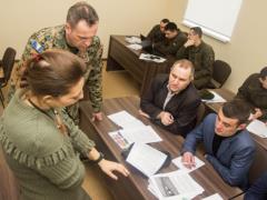 В Академии Нацгвардии эксперты НАТО обучают украинских силовиков