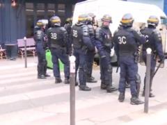В Париже жестко подавляют бунт противников Макрона