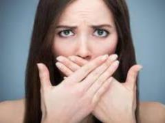 8 products that cause bad breath