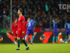 The Netherlands, thanks to a crazy first half, defeated Portugal, broke the super series Ronaldo