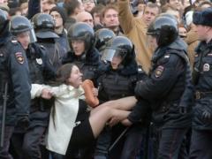 Российский политолог: Недовольство тлеет и в любой момент сможет вырваться наружу