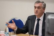 Яков Силин попросил единороссов заранее предупреждать о желании их родственников поступать в УрГЭУ