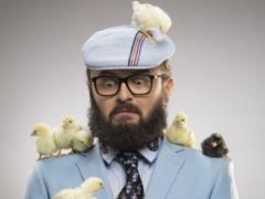 Funny Dzidzio showed how he was shooting in a photo shoot with chickens, rabbit and eggs