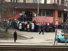 In Kiev schools  Cahors  from the local deputy were distributed free of charge