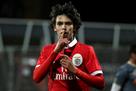 Arsenal is ready to pay 35 million pounds for the 18-year-old midfielder Benfica