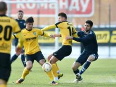  Alexandria  at home confidently defeated  Steel 
