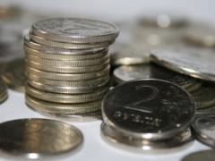 Скупать валюту еще рано