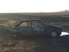 Під Харковом в автомобілі згорів 80-річний чоловік