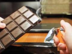 Эксперты рассказали, почему на самом деле горит шоколад