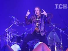 Tons of instruments, a flaming show and a drive charge: how Helloween blew up the  Sports Palace 