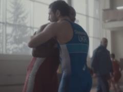  Все на хоккей . Звезды украинского спорта призвали поддержать сборную по хоккею на ЧМ-2018