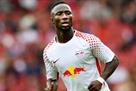 Marseille - RB Leipzig. Thoven and Keita come out at the base