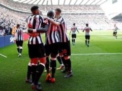  Newcastle  in the presence of the legend of football won a strong-willed victory over  Arsenal 