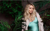 Loboda showed her belly in a tight dress