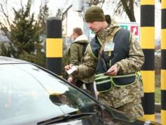 Более 5000 граждан пересекли границу в упрощенном режиме во время пасхальных и поминальных дней