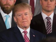Сенат охладит воинственный пыл Трампа