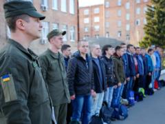 Харьковские гвардейцы встретили мотивированное пополнение