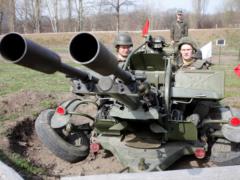 In Kharkov, anti-aircraft guerrillas hone their skills in the field