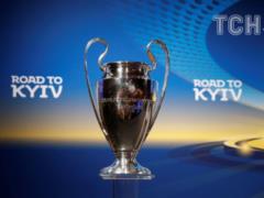 UEFA Cup in Kiev met with drums and children s choir on Khreshchatyk