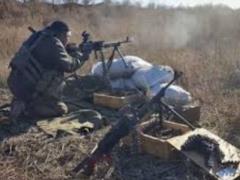 Враг на Донбассе усилил обстрелы и нанес урон силам АТО