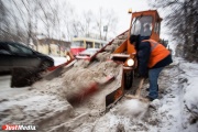 На розчищення доріг на Середньому Уралі кинуті посилені комунальні бригади