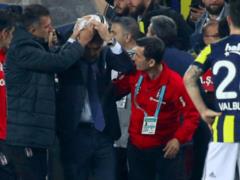 Fenerbahce avoided technical defeat, match with Besiktas finish without fans