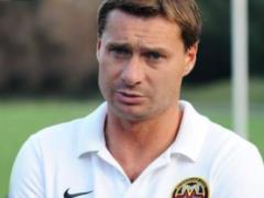  Veres  was led by the ex-coach of Zaporozhye  Metallurg 