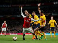  Arsenal  missed the victory over  Atletico  in the first leg of the half-finals of the Europa League