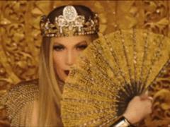  Queen  Jennifer Lopez has danced wild dances in a semi-transparent body in a new clip