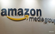 Amazon banned the use of its network to bypass the lock