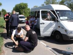 В пригороде Чернигова полиция задержала мужчину, угрожавшего взорвать междугородний автобус