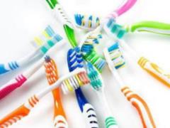 How often you need to change your toothbrush: unexpected answer Suprun