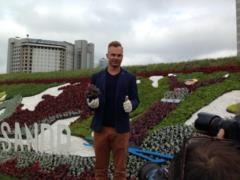 Flowers for the champion. In Kiev, Abramenka landed a large flower bed