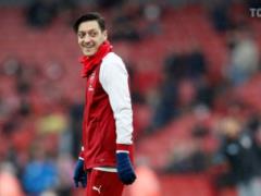 In England, suspected a footballer,  Arsenal  in the simulation of injury before the 2018 World Cup