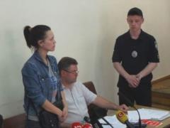 Suspected of attacking the  cyborg  is taken into custody