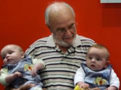 A man with  golden  blood helped to save millions of children