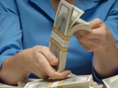 Россияне перестали покупать доллары