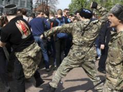 Stringed Muscovites with whips Cossacks unfastened with whips