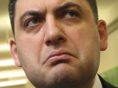 Гройсман обещал пойти на  отчаянный  шаг, чтобы убедить украинцев делать прививки