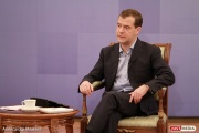 Медведєв забрав двох уральських губернаторів на роботу в уряд РФ