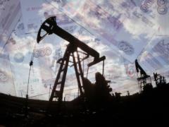 Дорогая нефть не спасет рубль от падения