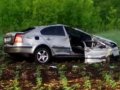 An accident occurred near Kharkov. The driver died