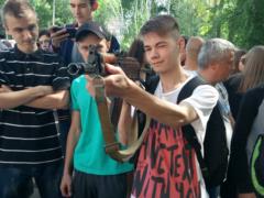  Soldiers are not only defenders, but also friends,  the EOS fighters passed on their skills to schoolchildren