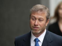 Britain will give Abramovich a visa in exchange for secrets