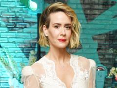 A famous actress declassified the novel with a 75-year-old sweetheart