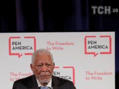 The well-known actor Morgan Freeman was accused of  improper behavior 