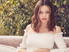 Supermodel Miranda Kerr first commented on the birth of a child
